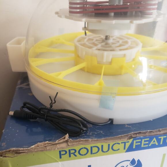 KEBONNIXS 12 Egg Incubator w/ Humidity Display, Egg Candler. New Open Box Tested - Picture 6 of 15